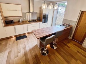 Kitchen- click for photo gallery